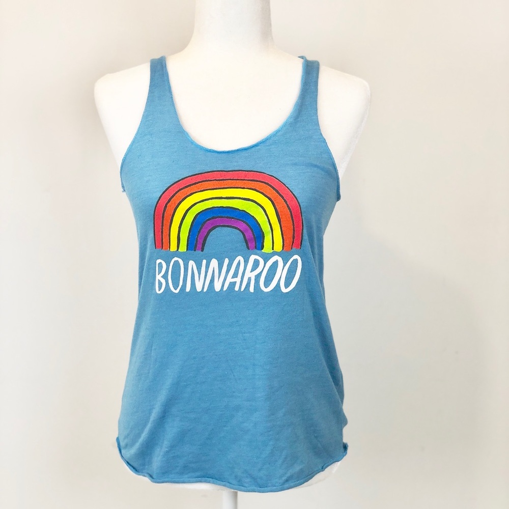Rainbow 🌈 tank size m